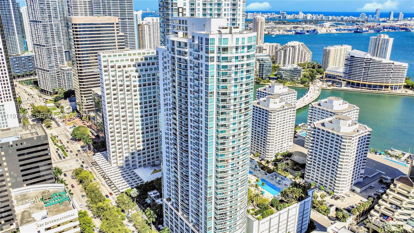 951 Brickell Ave # 505, Miami FL 33131