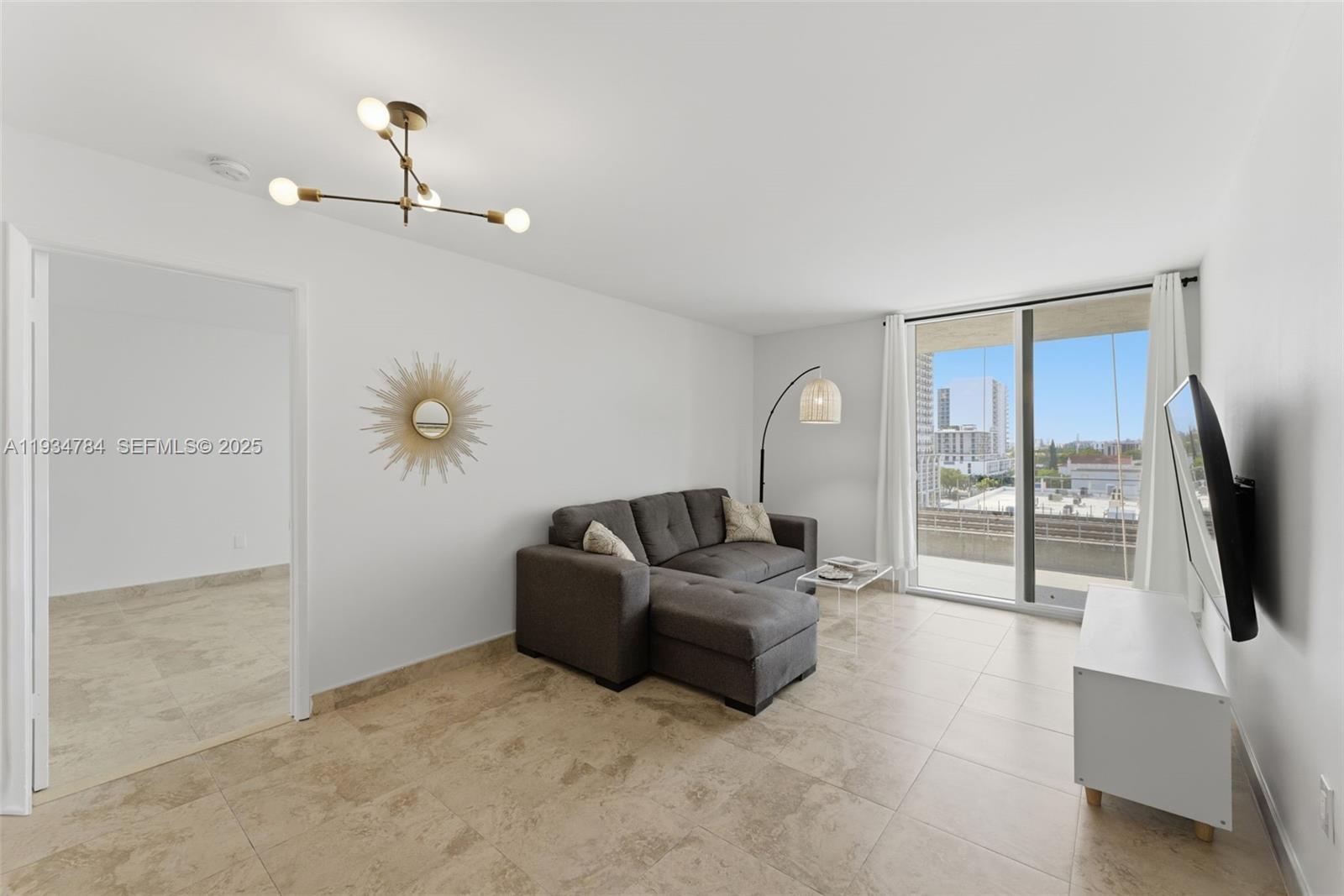 850 N Miami Ave # 806, Miami FL 33136