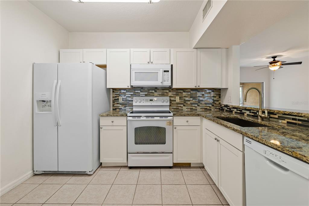 6434 CYPRESSDALE DRIVE UNIT 102, RIVERVIEW, FL — photo 3 of 30