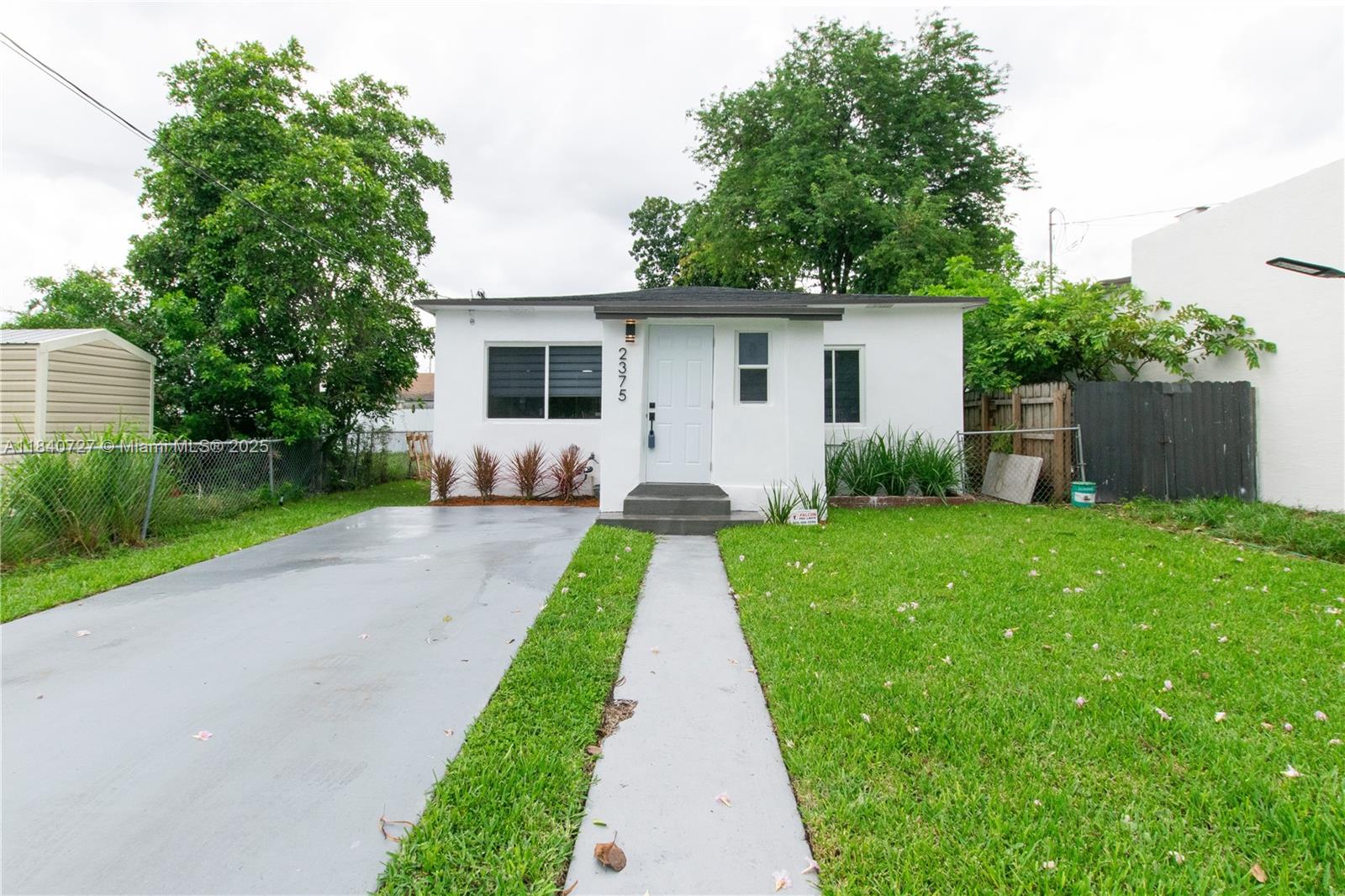 2375 NW 58th St, Miami FL 33142