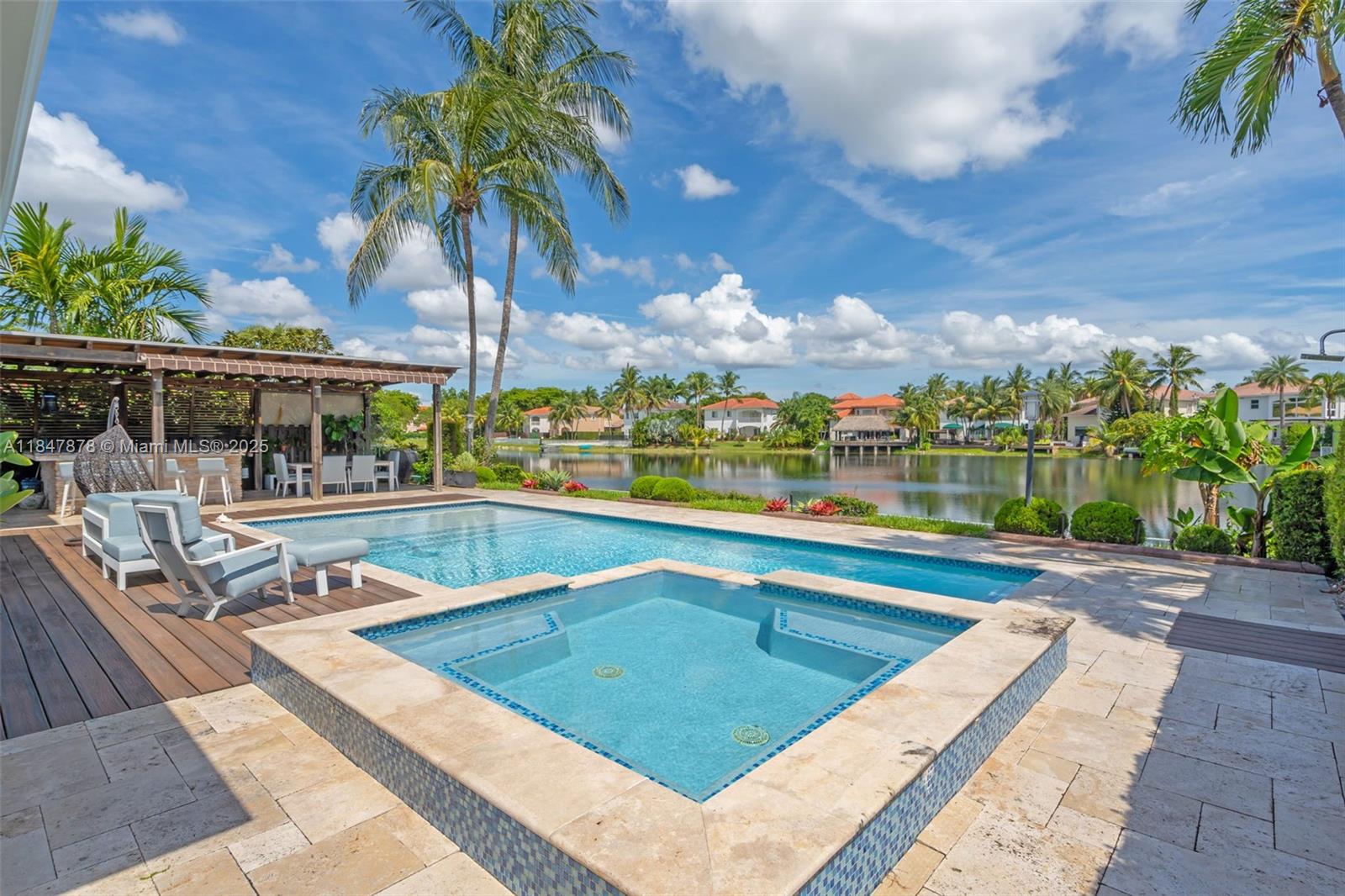 11335 NW 66th St, Doral FL 33178