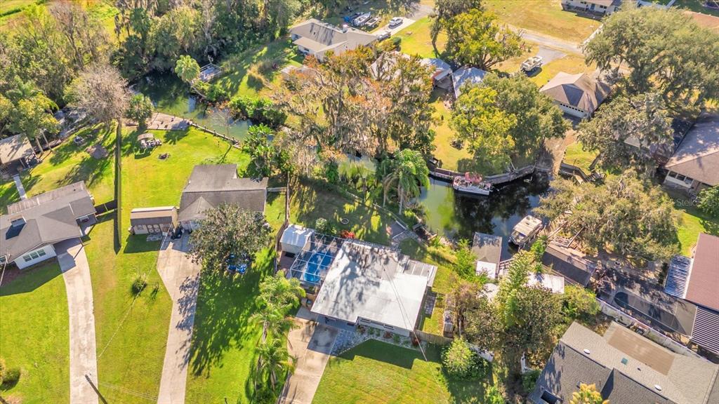 8150 SPRING DRIVE, YALAHA, FL — photo 2 of 30