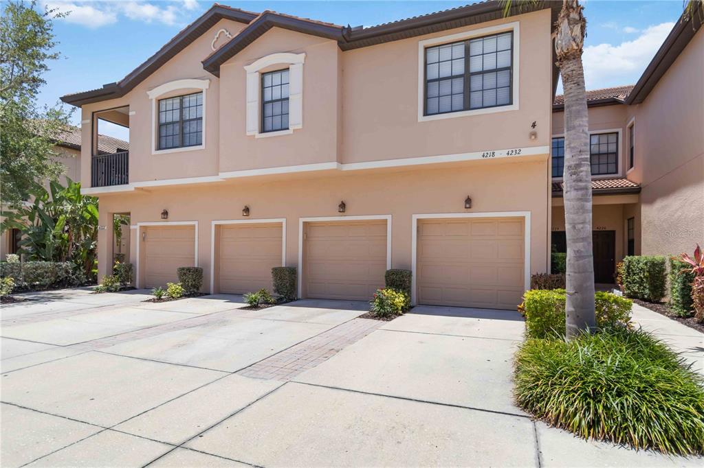 4220 VIA PIEDRA CIRCLE UNIT 4-101