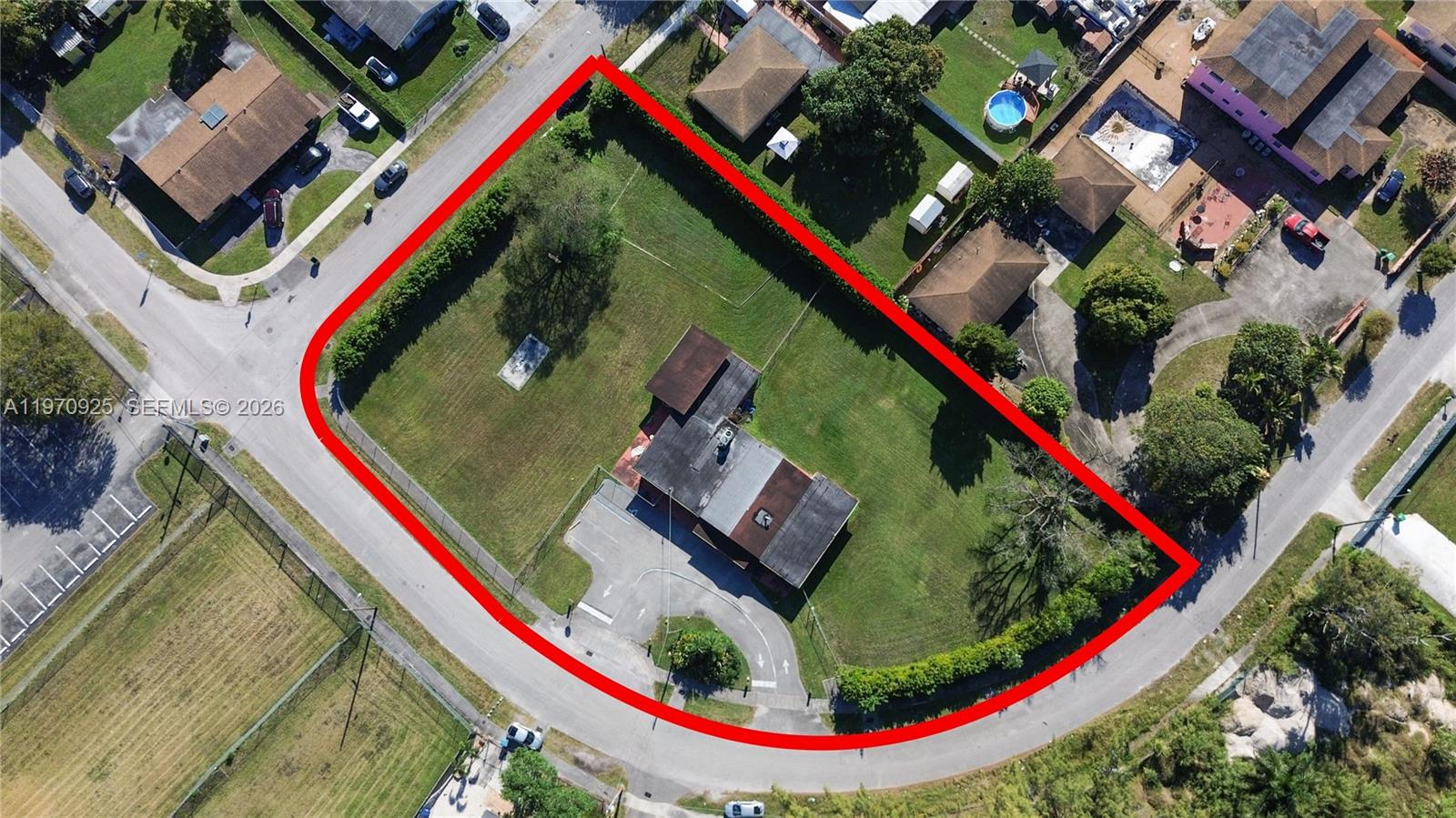 10450 NW 19th Ave, Miami FL 33147