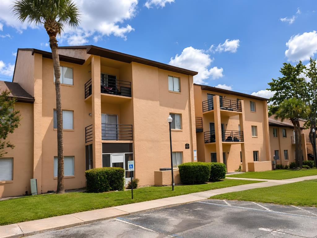 5214 VIA HACIENDA CIRCLE UNIT A308, ORLANDO, FL — photo 2 of 25