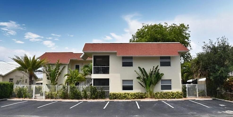 1361 NE 27 Way, Pompano Beach FL 33062