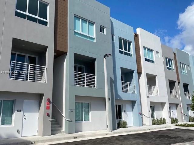 2555 NE 193rd St # 2108, Miami FL 33180