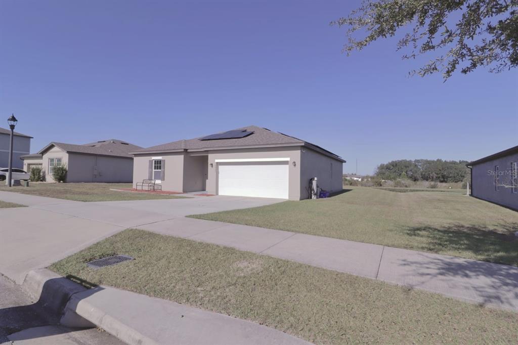 16402 BLOOMING CHERRY DRIVE, GROVELAND, FL — photo 4 of 29