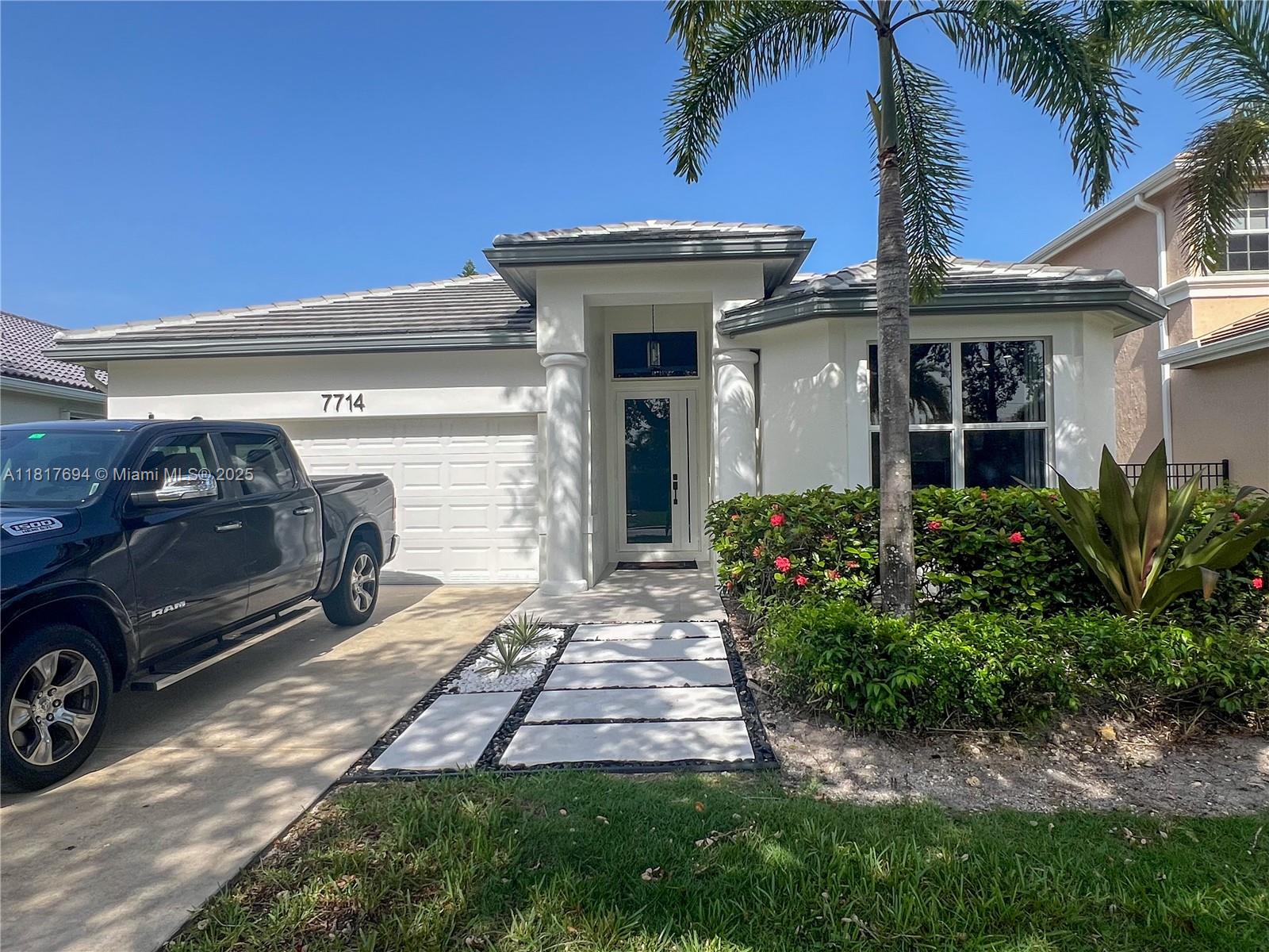 7714 NW 70th Way, Parkland FL 33067