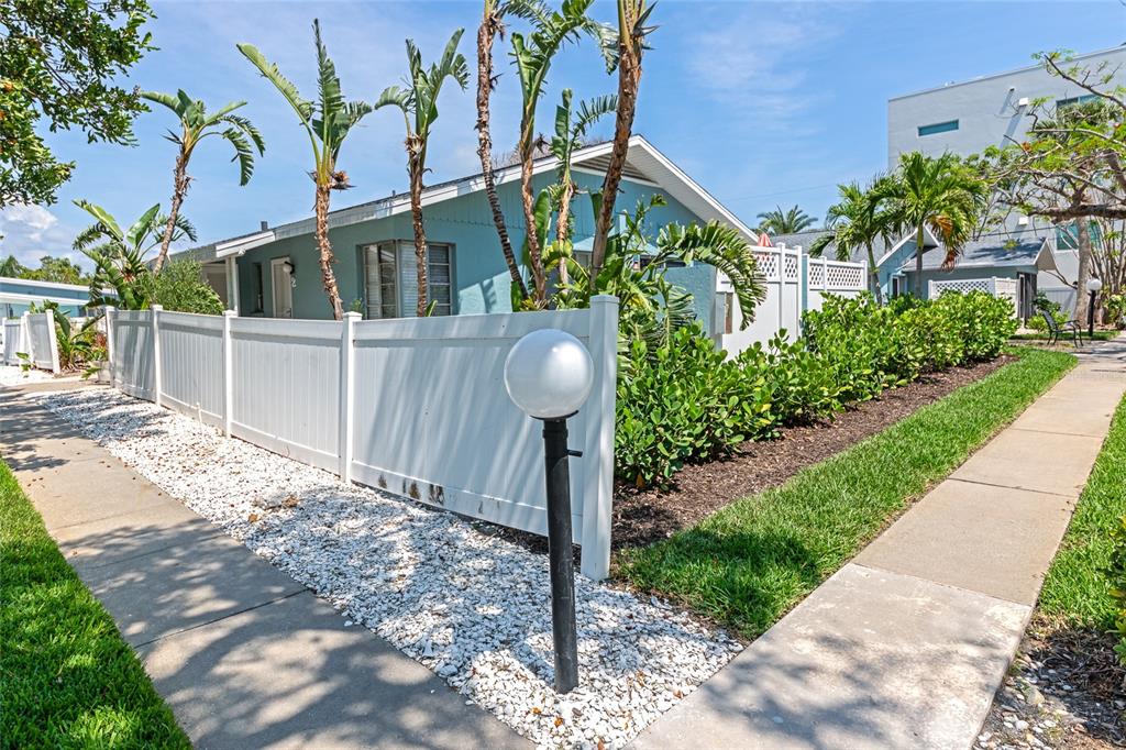 170 ROOSEVELT DRIVE UNIT 2