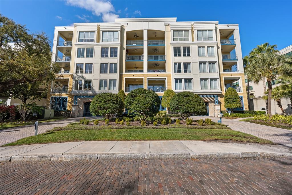 509 W BAY STREET UNIT 303