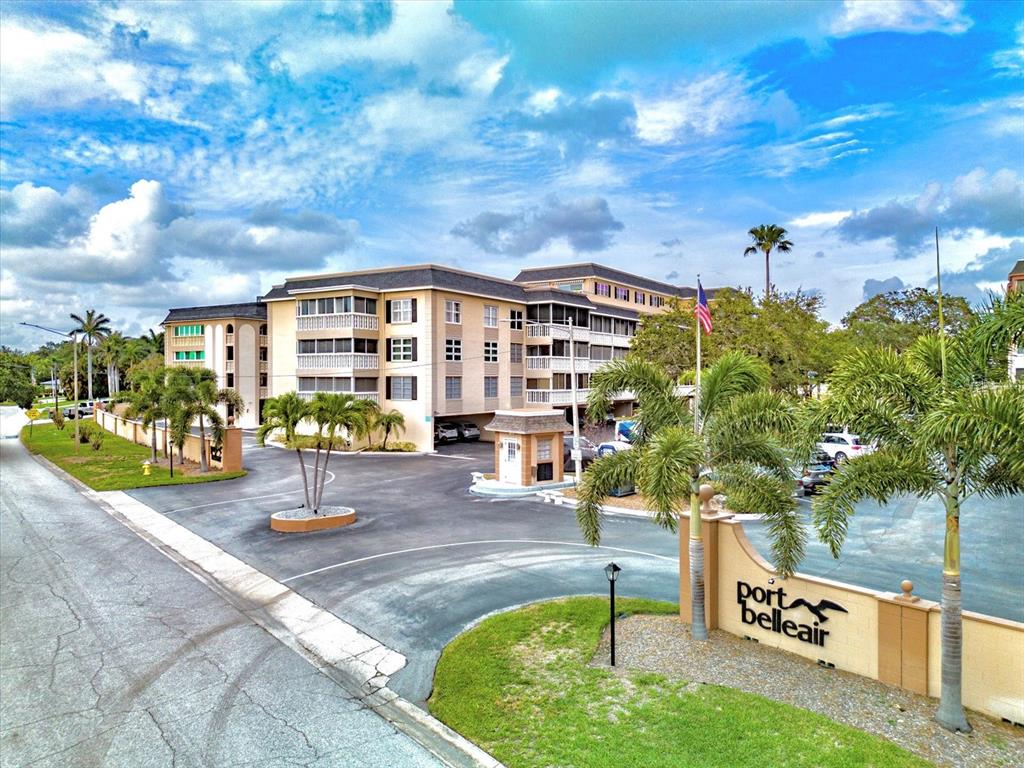139 BLUFF VIEW DRIVE UNIT 405