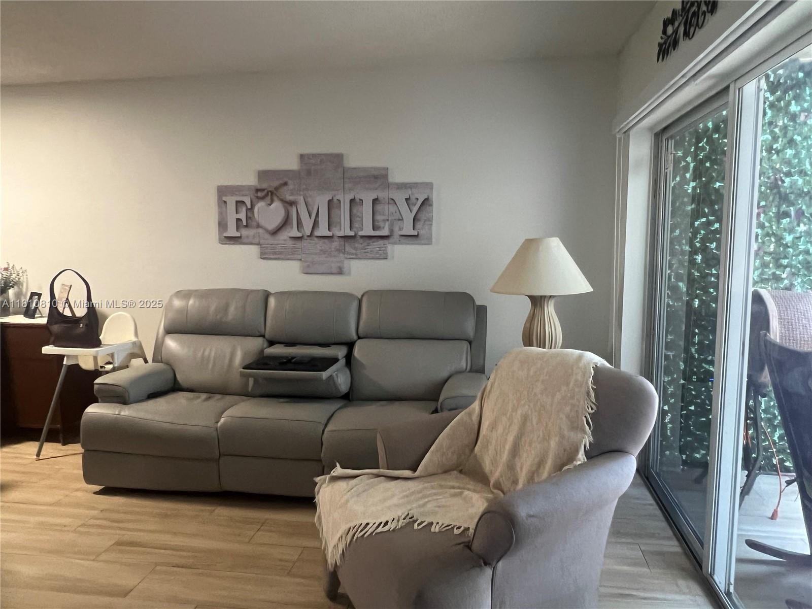 15711 SW 137th Ave # 101, Miami FL 33177