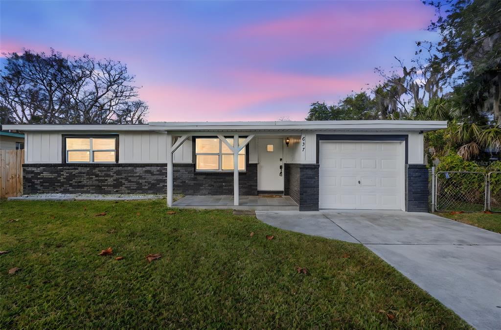 637 ASH AVENUE