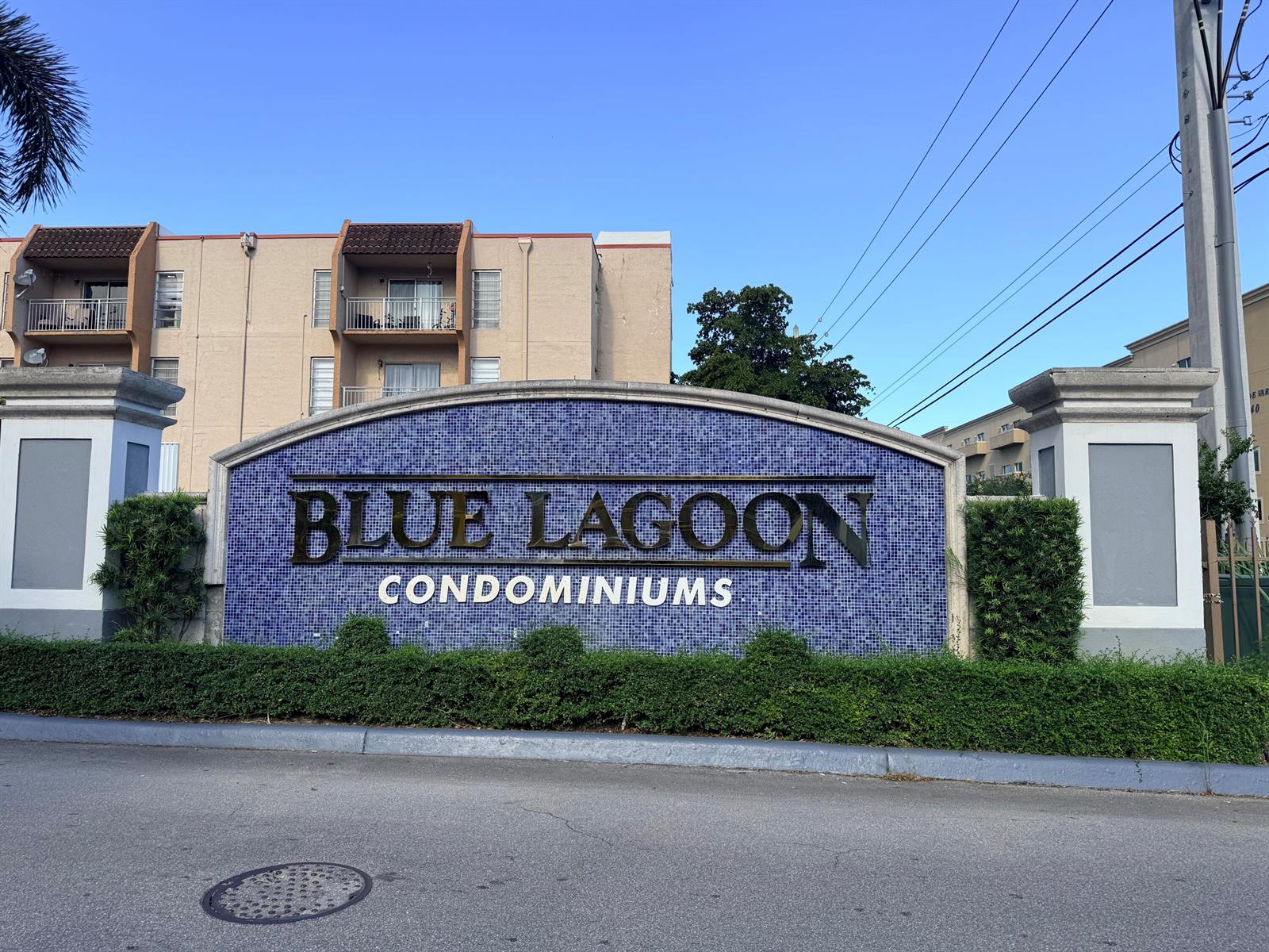 5077 NW 7th Street # 914, Miami FL 33126