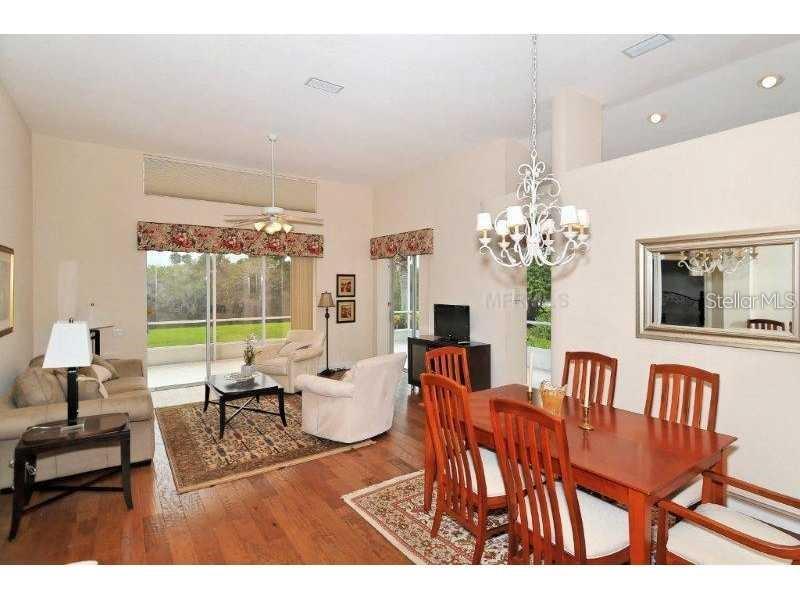 6718 VIRGINIA CROSSING, UNIVERSITY PARK, FL — photo 3 of 17
