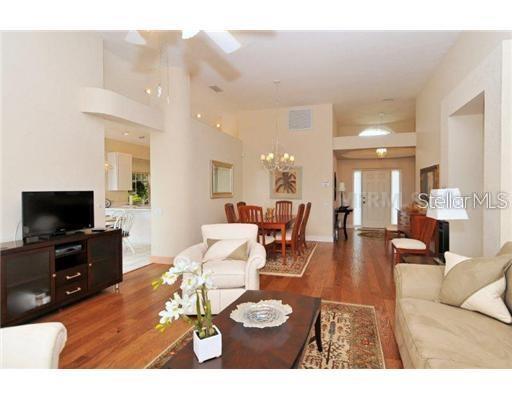 6718 VIRGINIA CROSSING, UNIVERSITY PARK, FL — photo 5 of 17