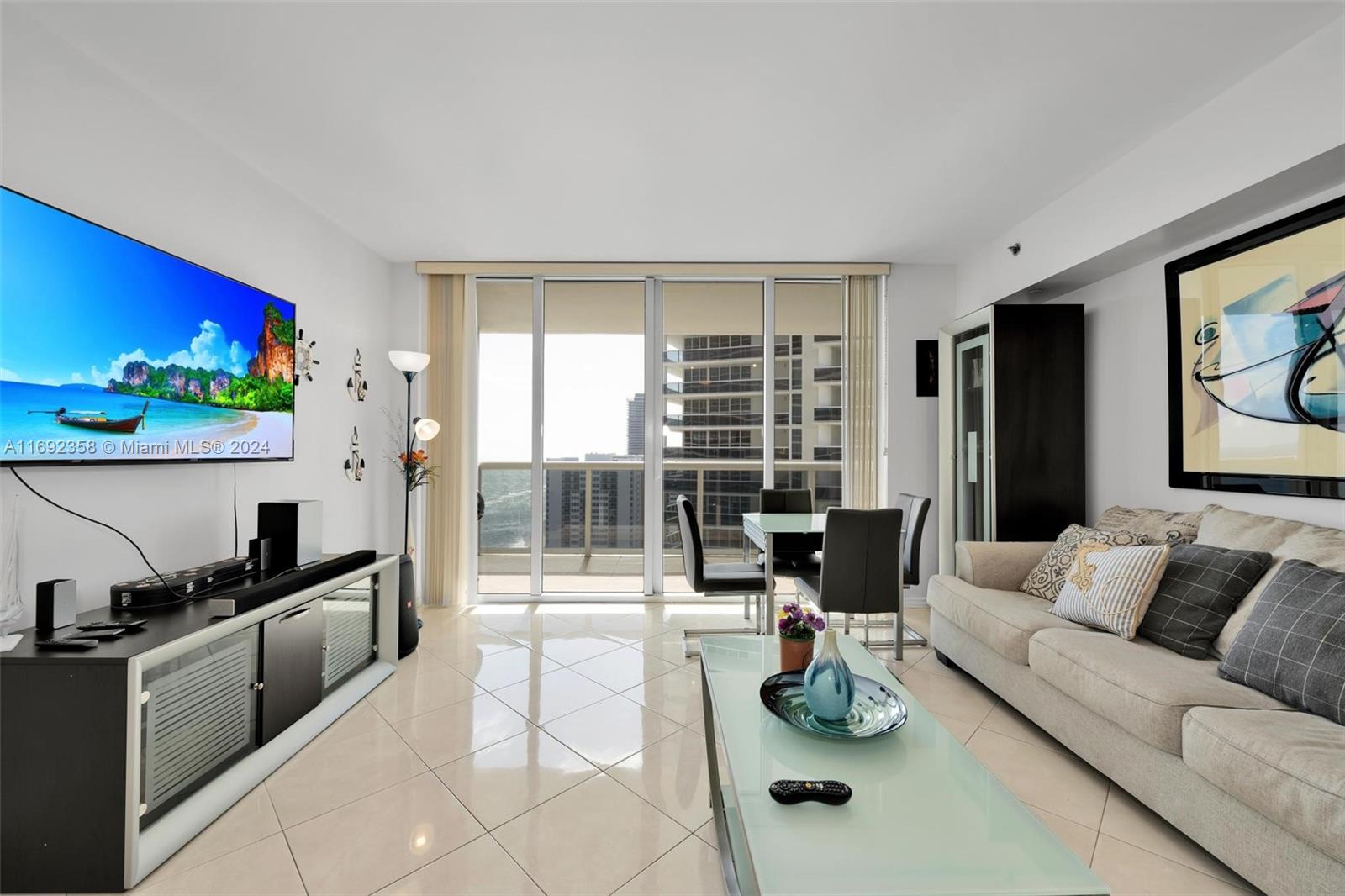 1830 S Ocean Dr # 2505, Hallandale Beach FL 33009