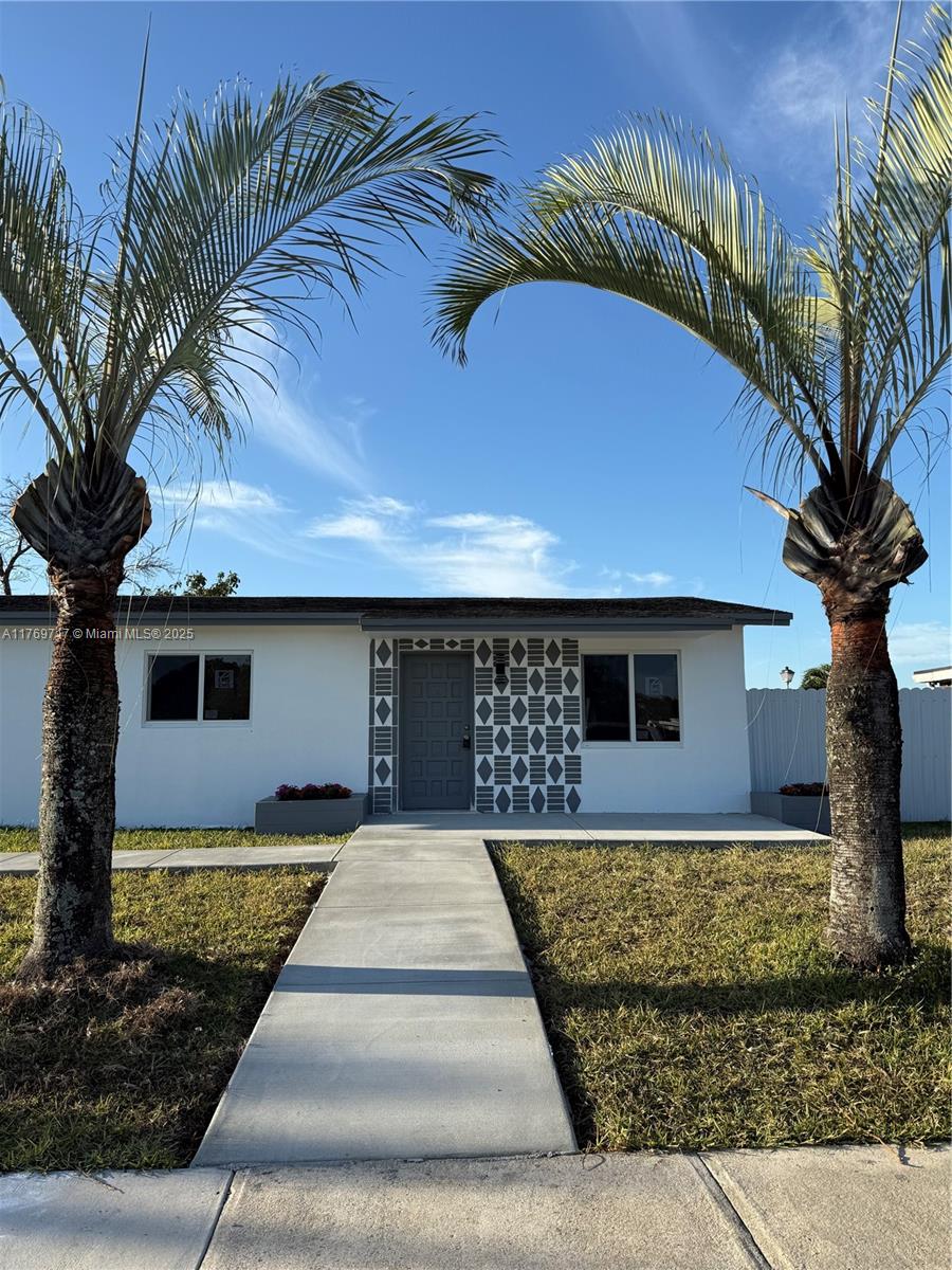 15044 SW 304th Ter, Homestead FL 33033