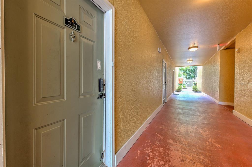 4207 S DALE MABRY HIGHWAY UNIT 2101