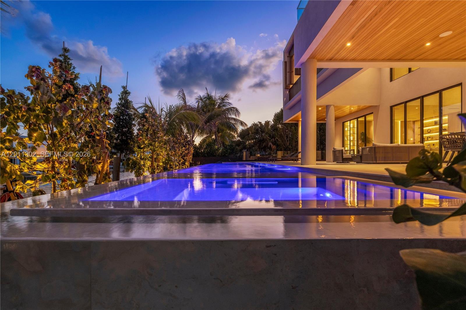 2006 NE 124th St, North Miami FL 33181