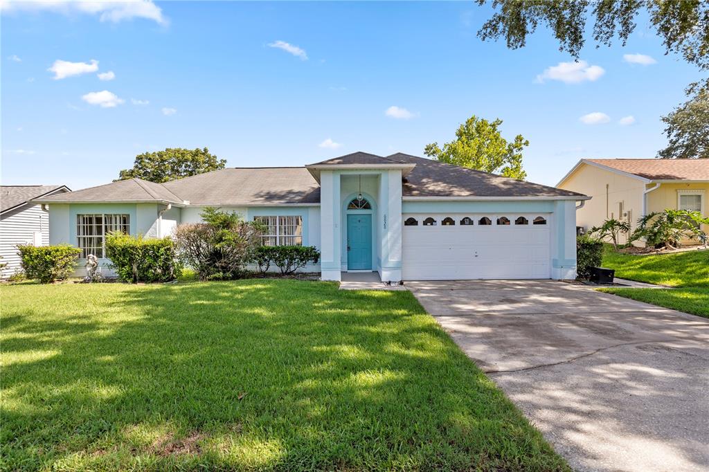 6828 WOODGRAIN COURT
