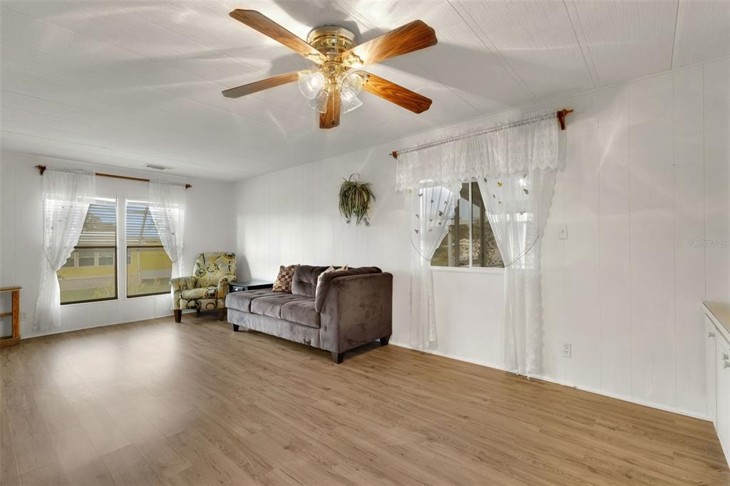 1610 REYNOLDS ROAD UNIT 375, LAKELAND, FL — photo 5 of 30