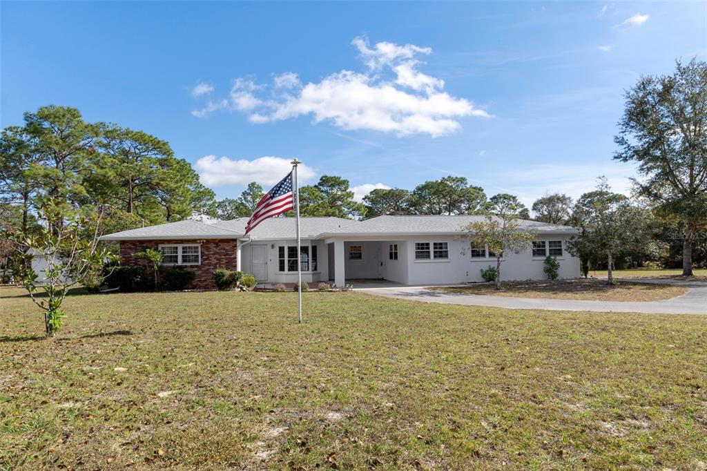 649 S WEST BEND POINT
