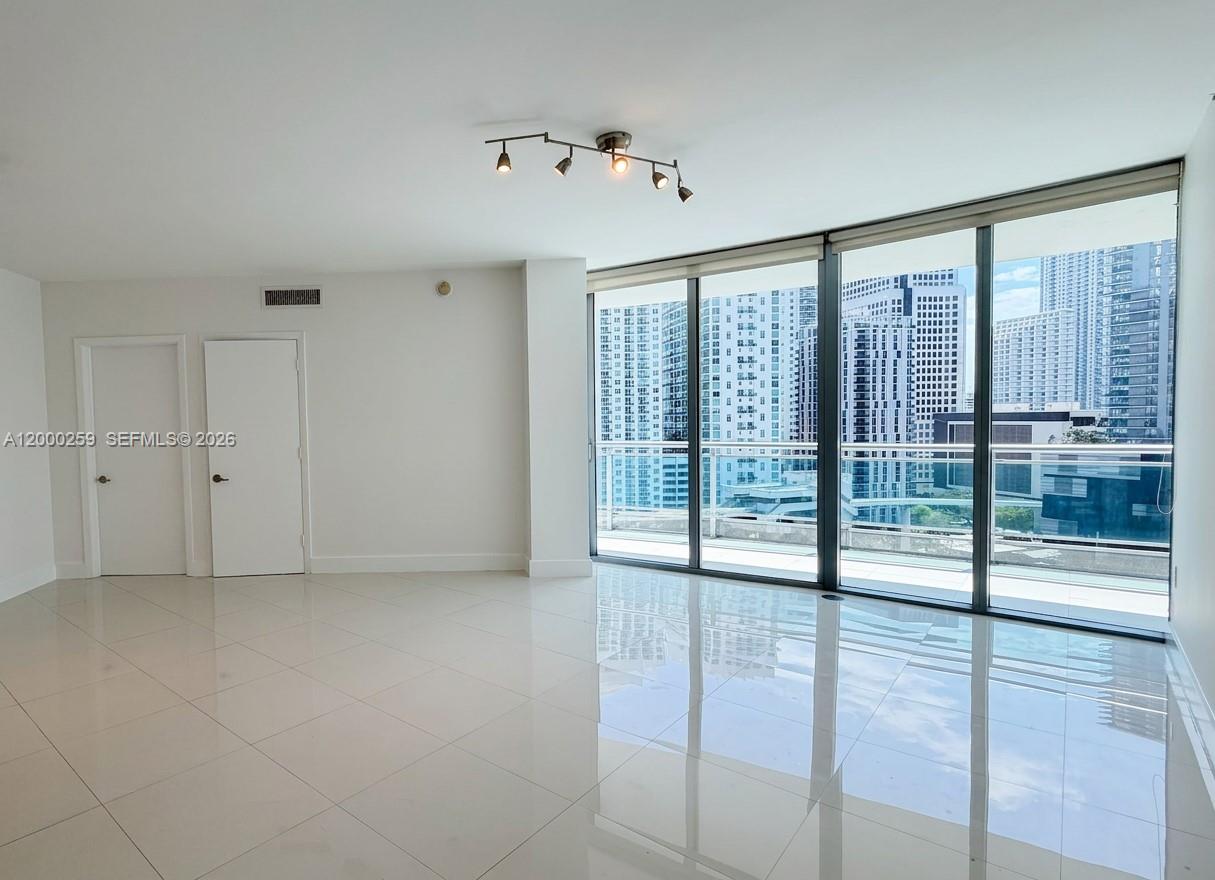 350 S Miami Ave # 1702, Miami FL 33130