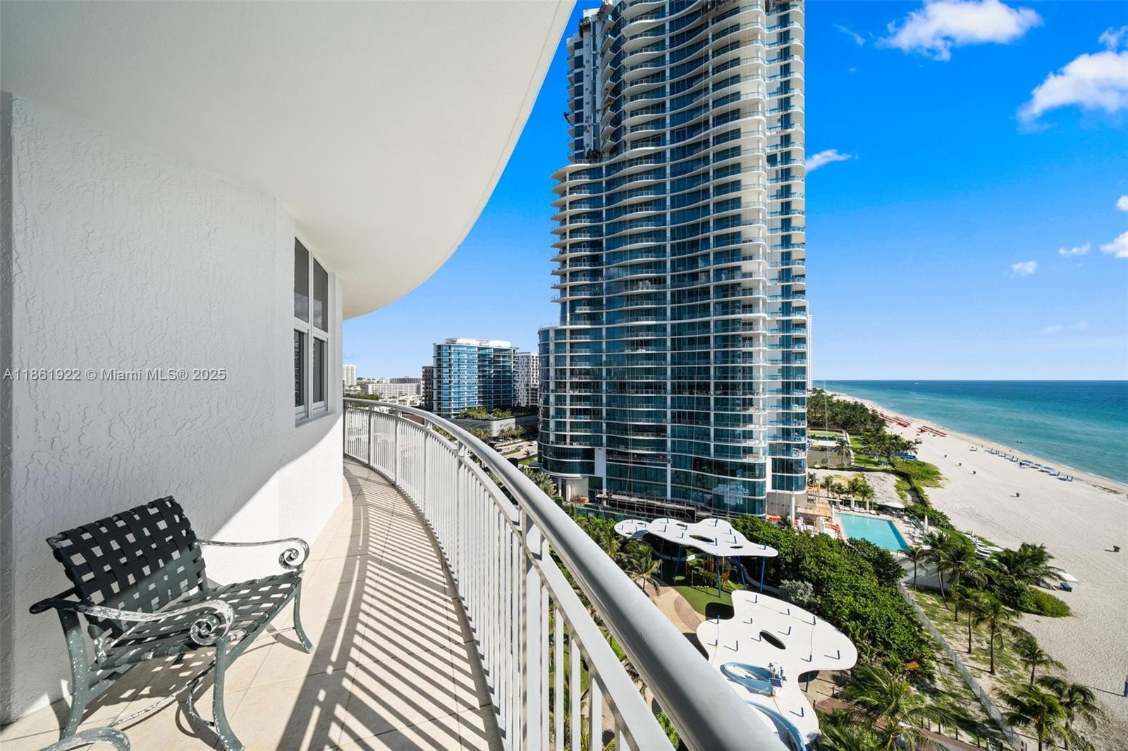 SUNNY ISLES BEACH, FL — photo 2 of 30