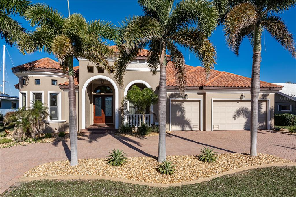 150 CRESCENT DRIVE