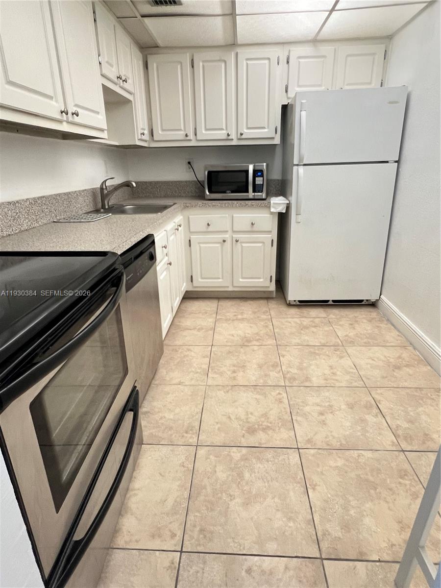 1805 Sans Souci Blvd # 428, North Miami FL 33181