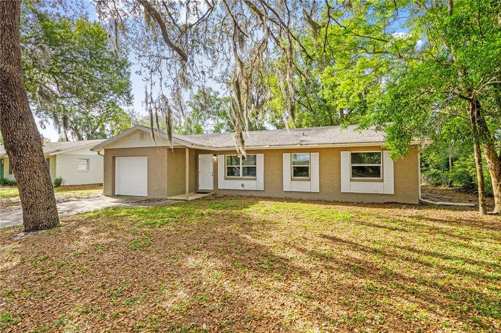 1116 HELEN DRIVE