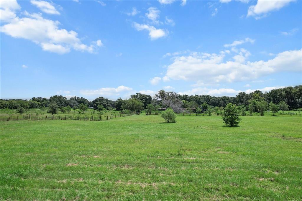 6177 CR 625, BUSHNELL, FL — photo 4 of 30