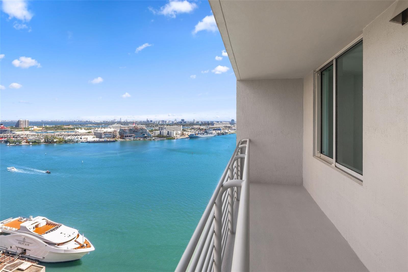 335 S Biscayne Blvd # 2604, Miami FL 33131