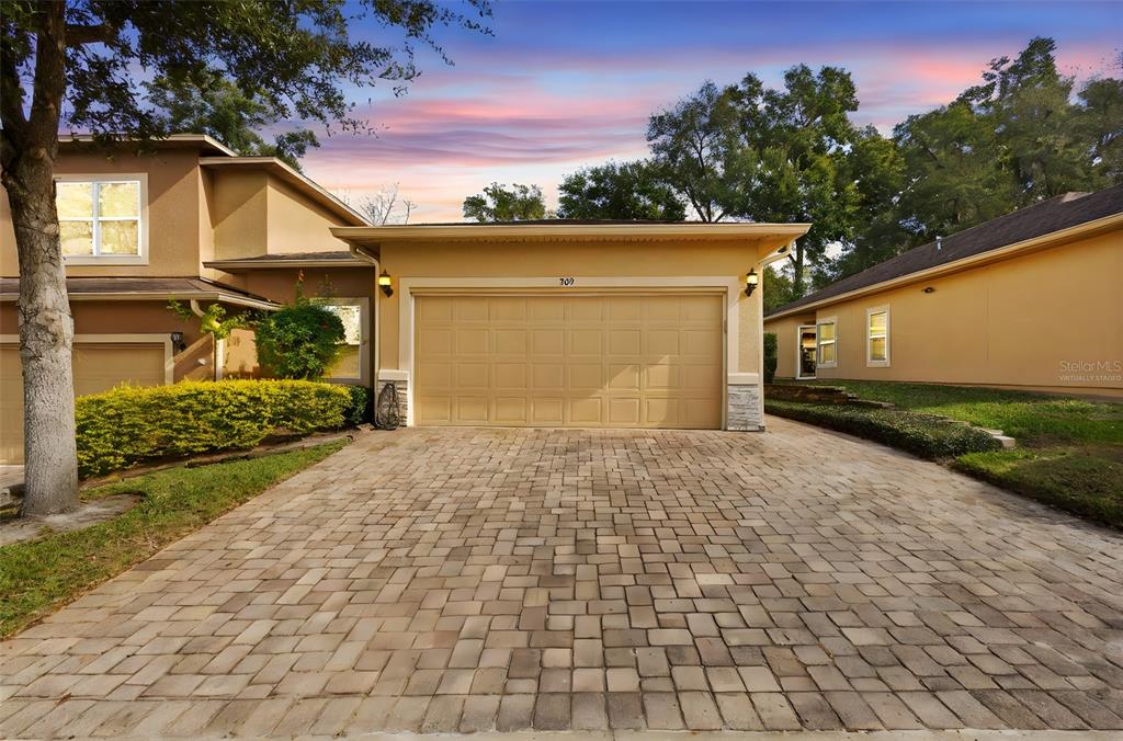 309 MERLOT STREET