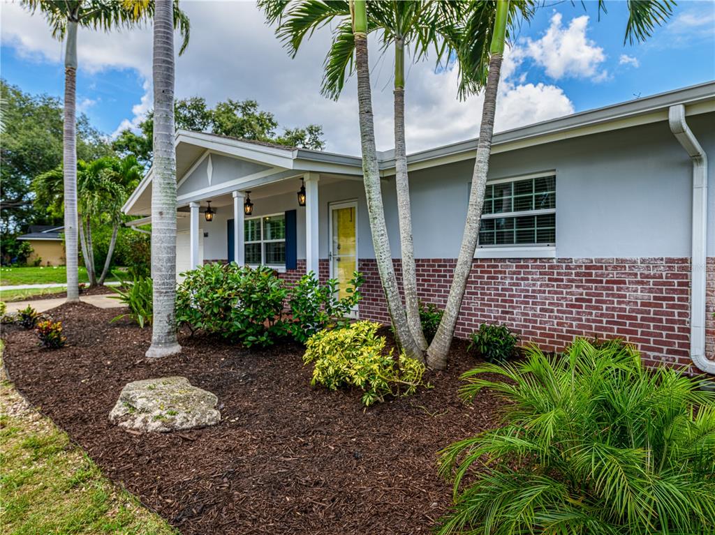 1661 ALGONQUIN DRIVE, CLEARWATER, FL — photo 2 of 30