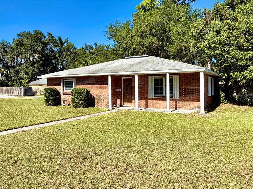 208 PALM WAY