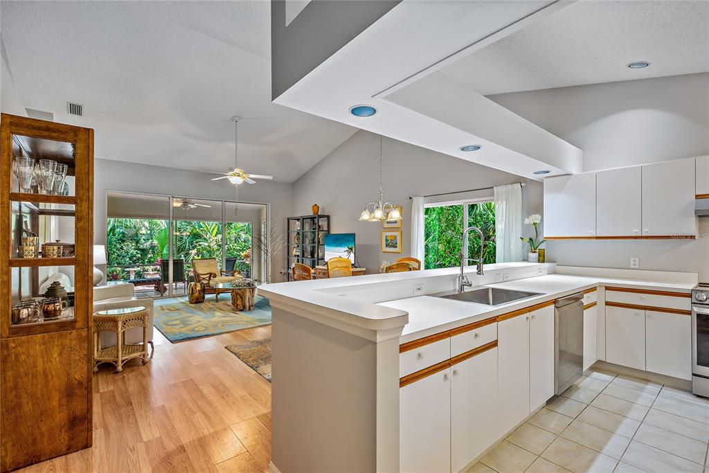 4481 ASCOT CIRCLE N, SARASOTA, FL — photo 4 of 23