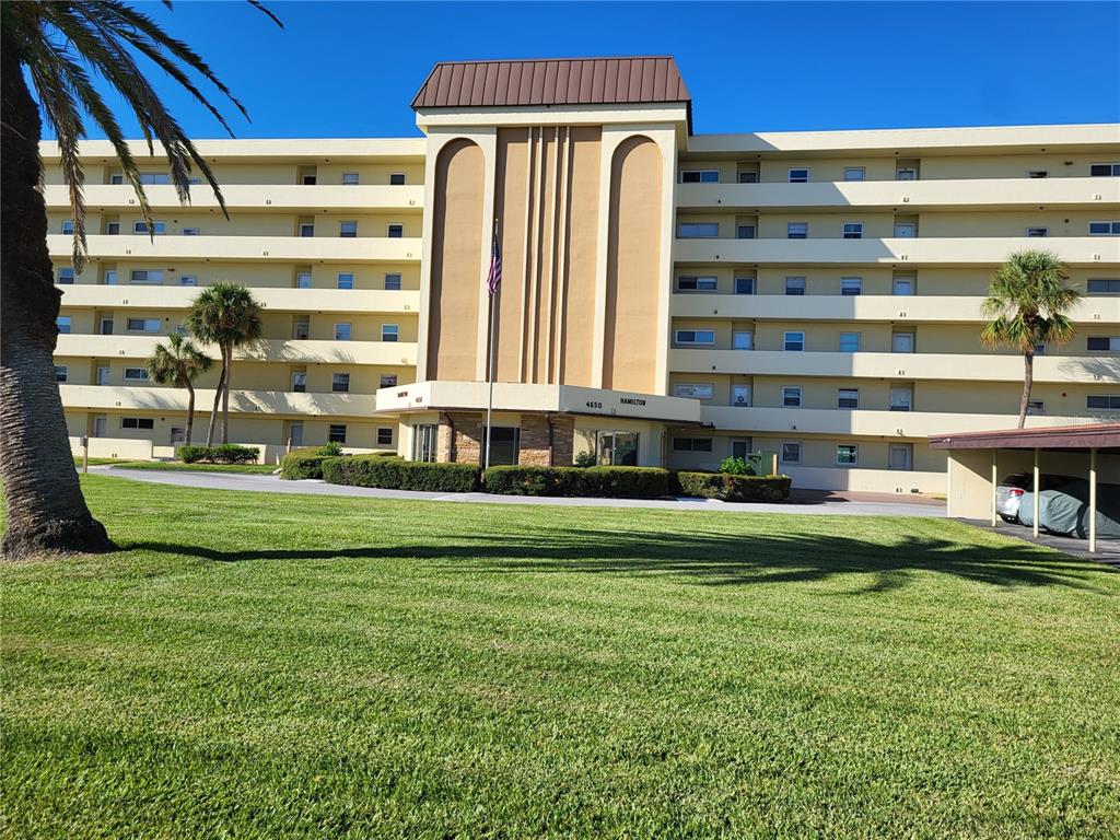 4650 COVE CIRCLE UNIT 611