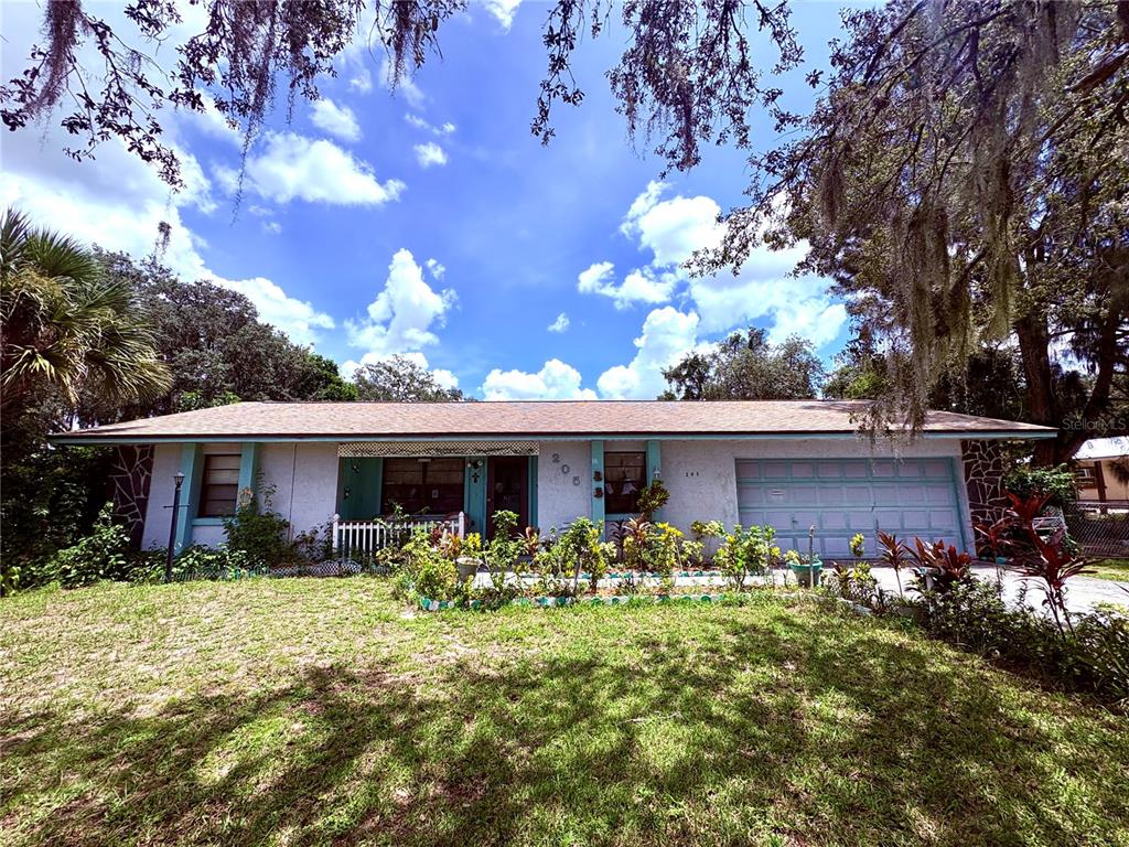 205 N MANATEE AVENUE