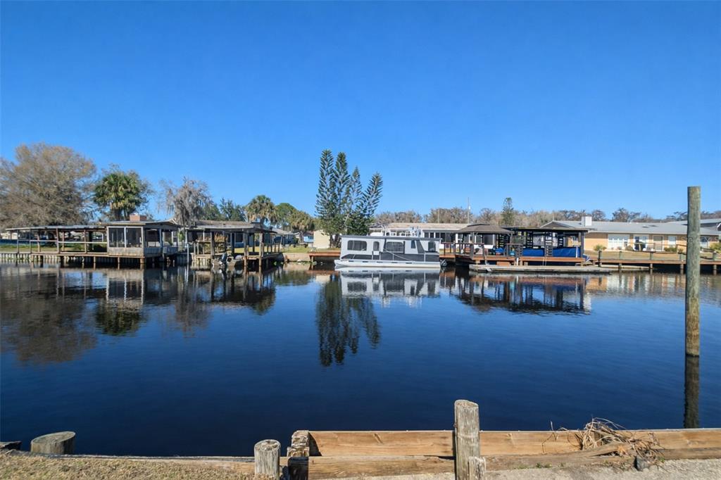 1636 JUNO TRAIL, ASTOR, FL — photo 4 of 18