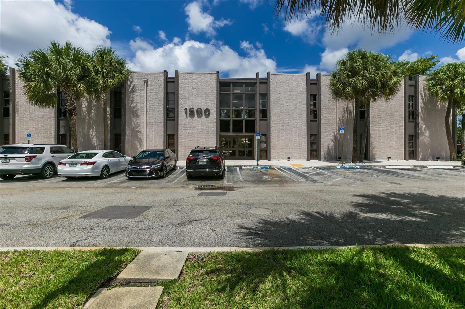 1500 N University Drive # 100, Coral Springs FL 33071