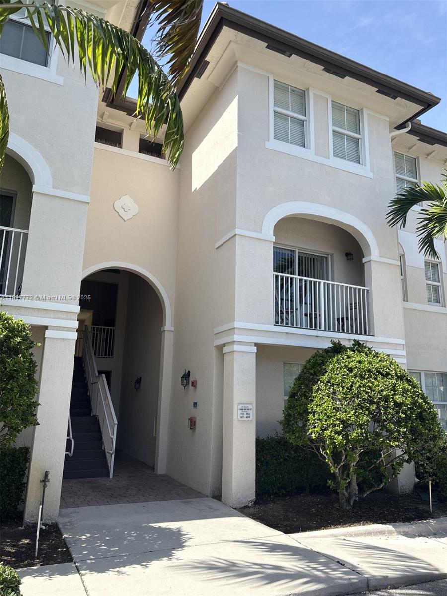 11605 NW 89th St # 112, Doral FL 33178