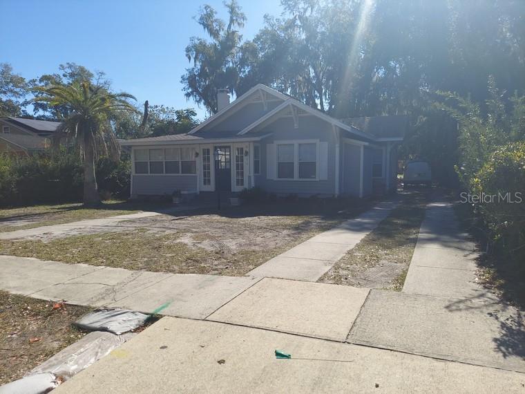 616 W HOWRY AVENUE