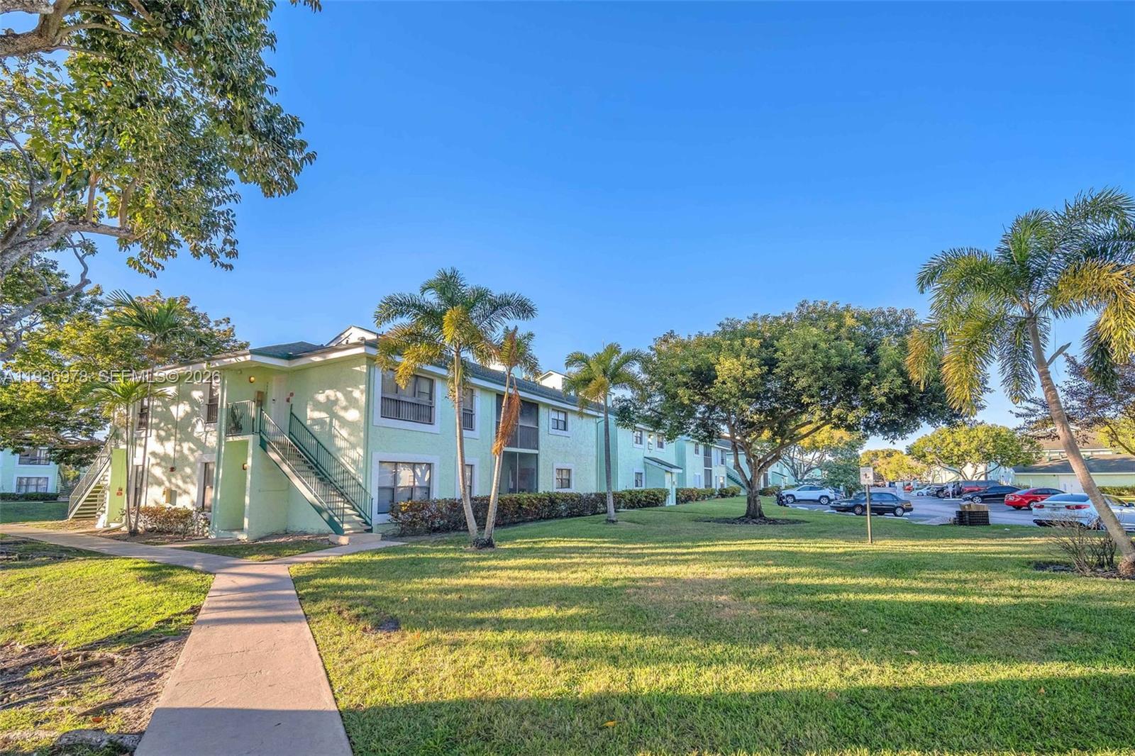 3987 NW 87th Ave # 3987, Sunrise FL 33351