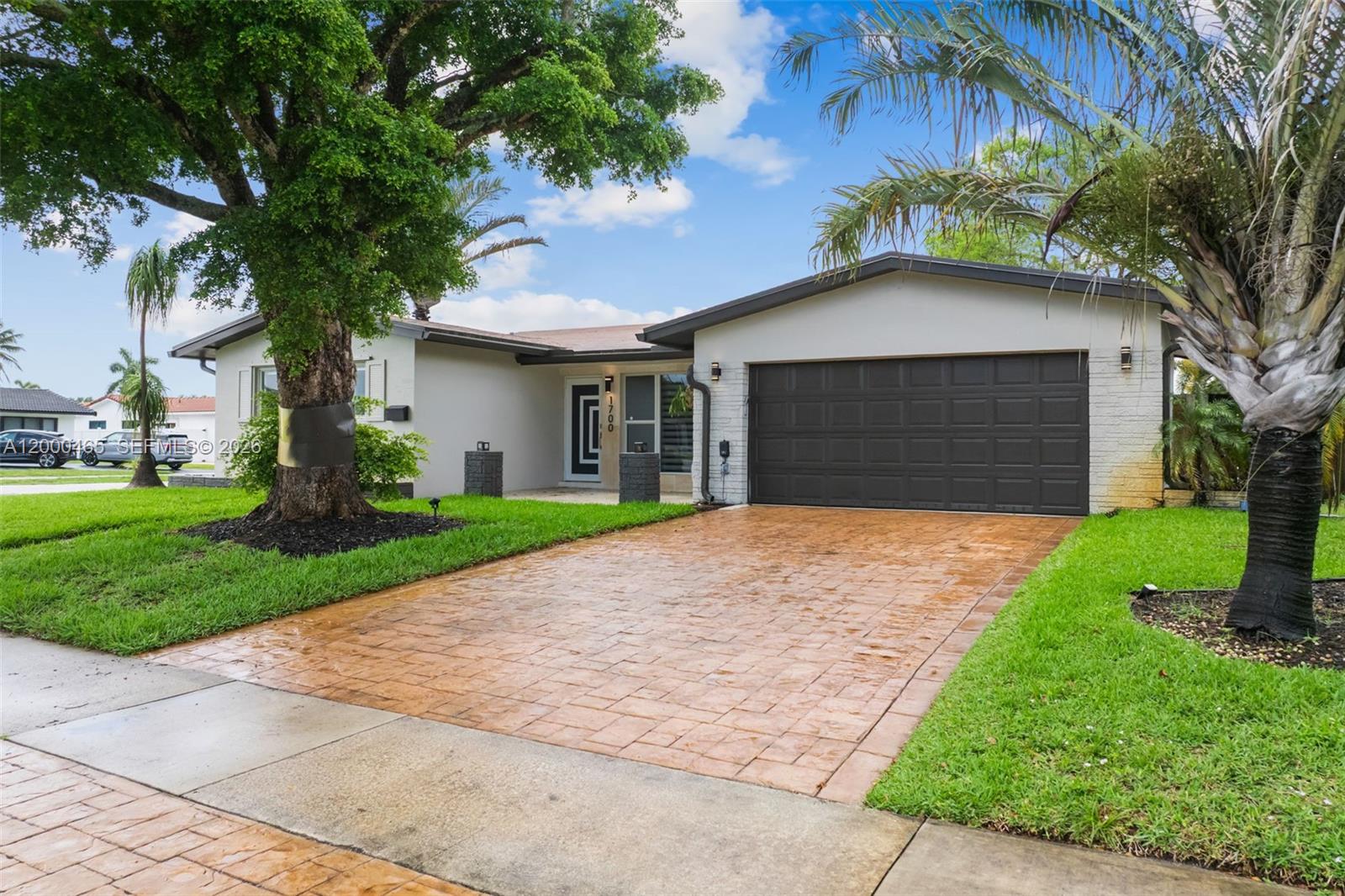 1700 N 48th Ave, Hollywood FL 33021