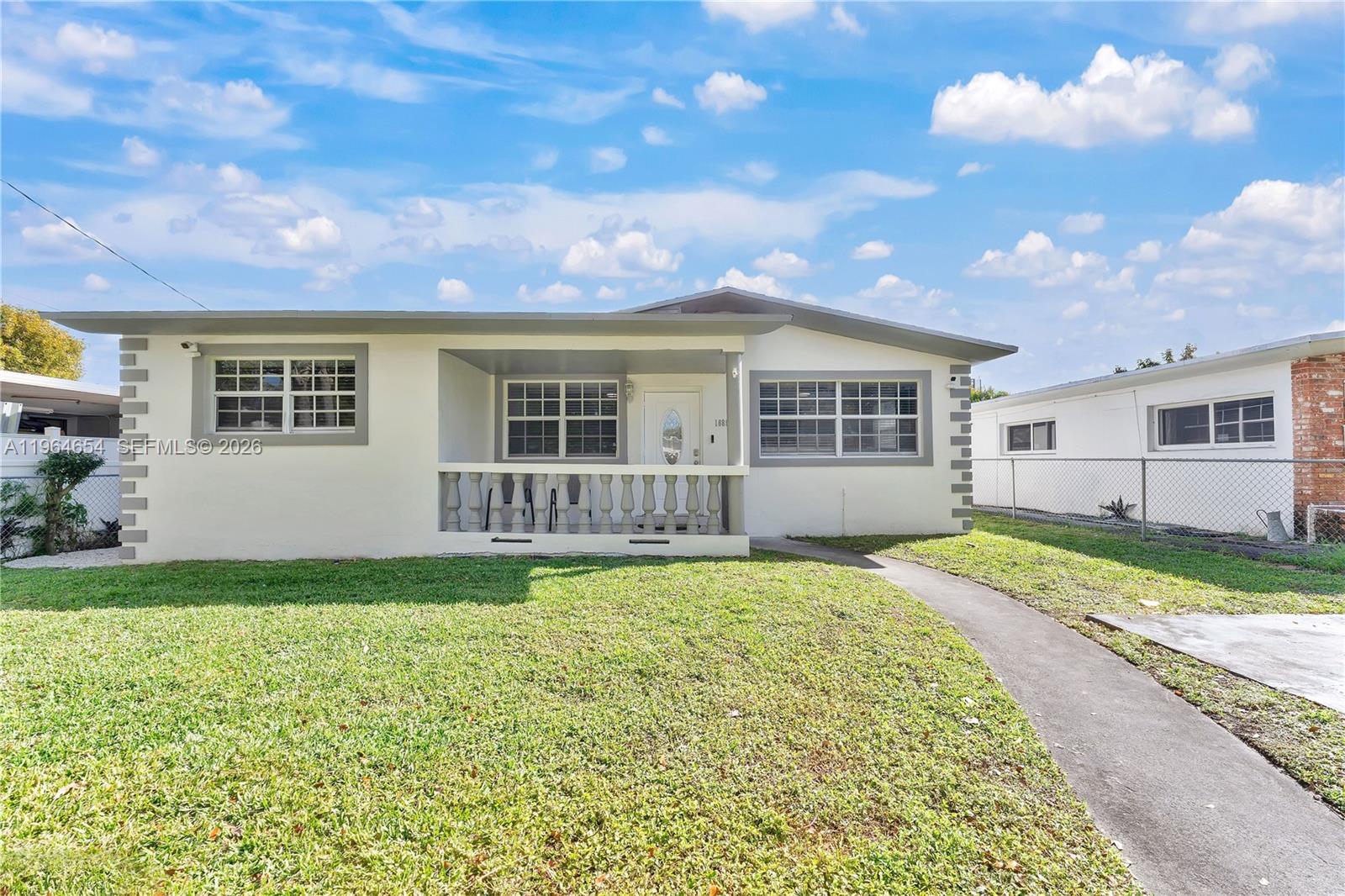 16895 NE 4th Pl, North Miami Beach FL 33162