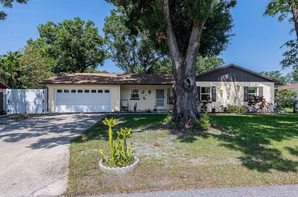 1434 COUNTRY RIDGE DRIVE