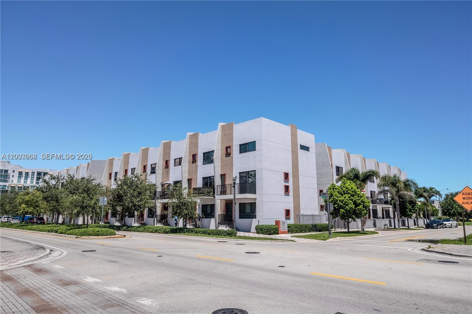 113 NE 6 # 3605, Fort Lauderdale FL 33304